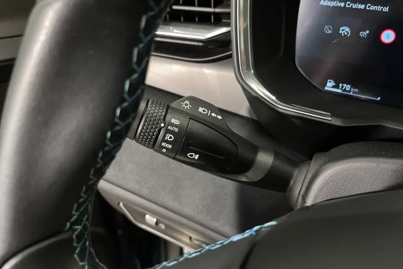 Lynk & Co 01 din 2021 cu 13.869 km - oferta LYN245537 - foto 29