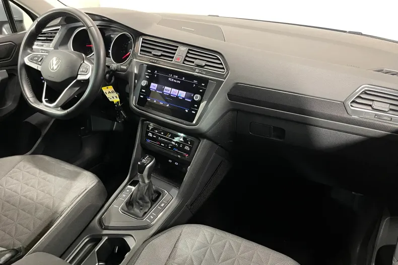 Volkswagen Tiguan din 2022 cu 79.123 km - oferta VOL245546 - foto 9