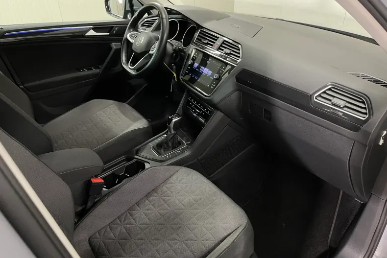Volkswagen Tiguan din 2022 cu 79.123 km - oferta VOL245546 - foto 11