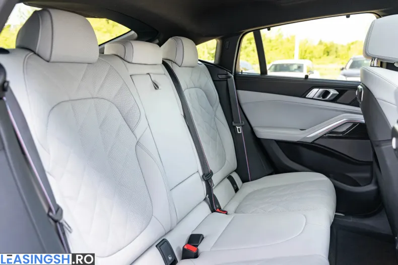 BMW X6 (Seria X) din 2026 cu 25.461 km - oferta BMW245553 - foto 8