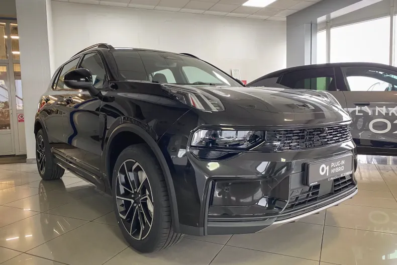 Lynk & Co 01 din 2025 cu 12 km - oferta LYN245560 - foto 2