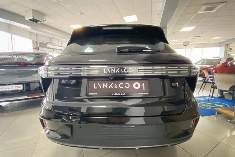 Lynk & Co 01 din 2025 cu 12 km - oferta LYN245560 - foto 6