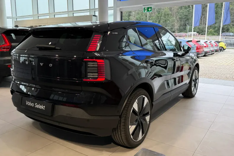 Volvo EX30 din 2024 cu 16.500 km - oferta VOL245563 - foto 6