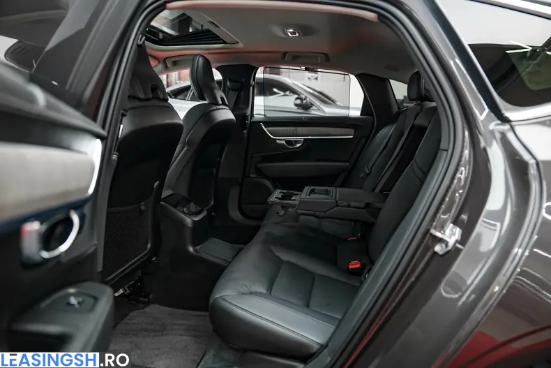 Volvo S90 din 2022 cu 59.000 km - oferta VOL245566 - foto 6