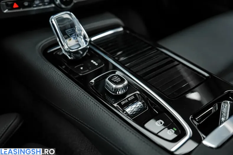 Volvo S90 din 2022 cu 59.000 km - oferta VOL245566 - foto 38