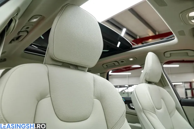 Volvo XC60 din 2023 cu 86.000 km - oferta VOL245567 - foto 8