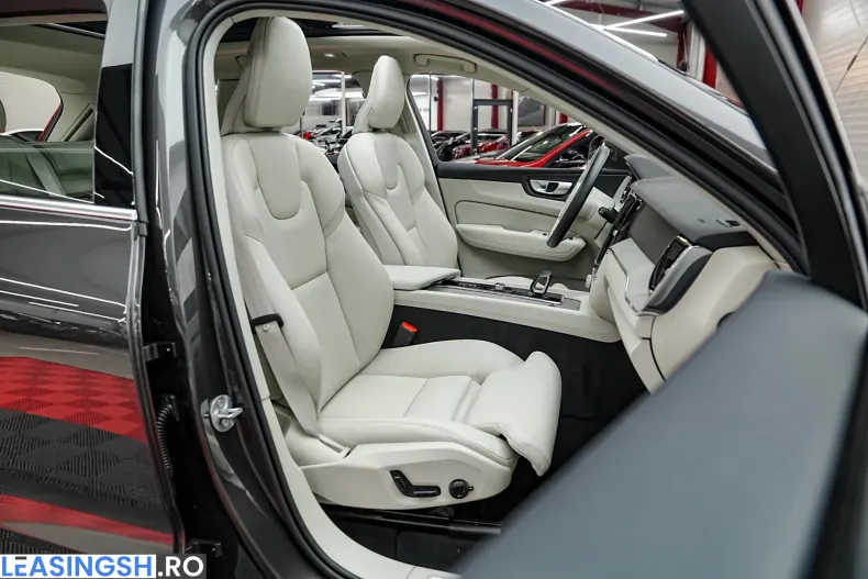 Volvo XC60 din 2023 cu 86.000 km - oferta VOL245567 - foto 12