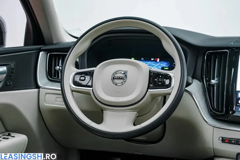 Volvo XC60 din 2023 cu 86.000 km - oferta VOL245567 - foto 34