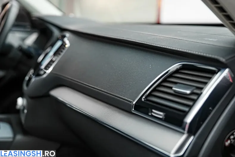Volvo XC90 din 2023 cu 171.000 km - oferta VOL245569 - foto 18