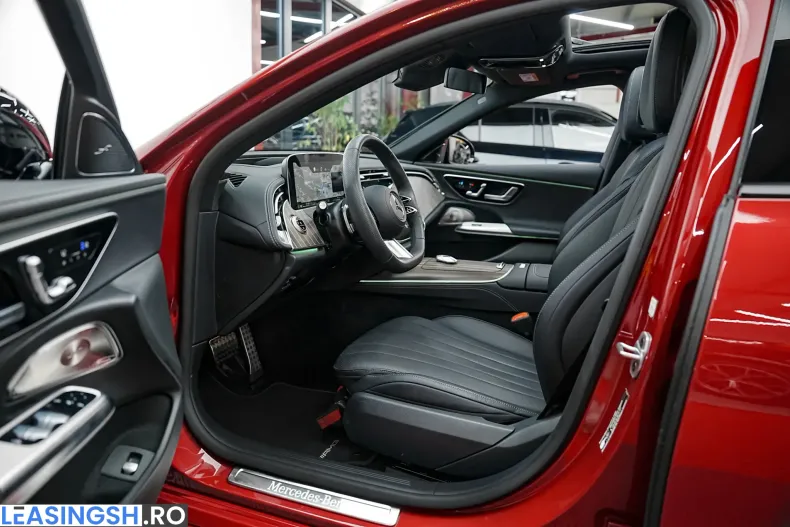 Mercedes-Benz E 300 (Clasa E) din 2025 cu 21.000 km - oferta MER245570 - foto 4