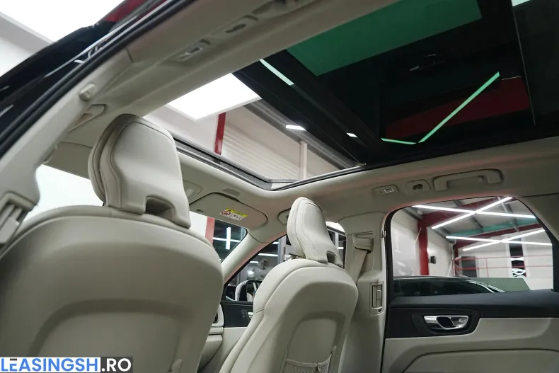 Volvo XC60 din 2021 cu 133.000 km - oferta VOL245571 - foto 14
