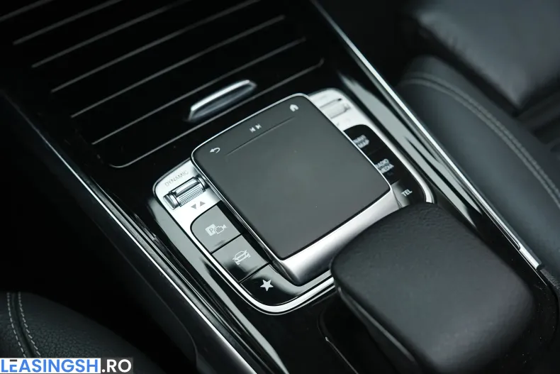 Mercedes-Benz GLB 220 (Clasa GLB) din 2020 cu 145.000 km - oferta MER245573 - foto 31