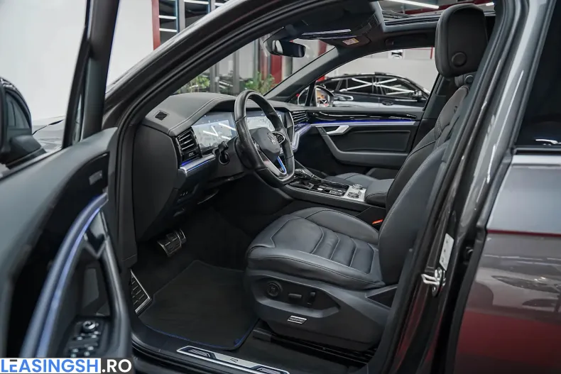 Volkswagen Touareg din 2020 cu 130.000 km - oferta VOL245576 - foto 4