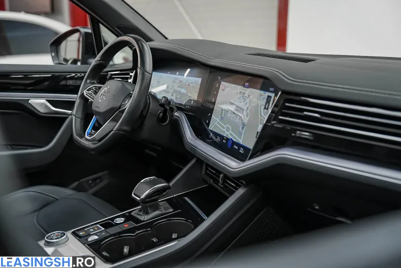Volkswagen Touareg din 2020 cu 130.000 km - oferta VOL245576 - foto 32