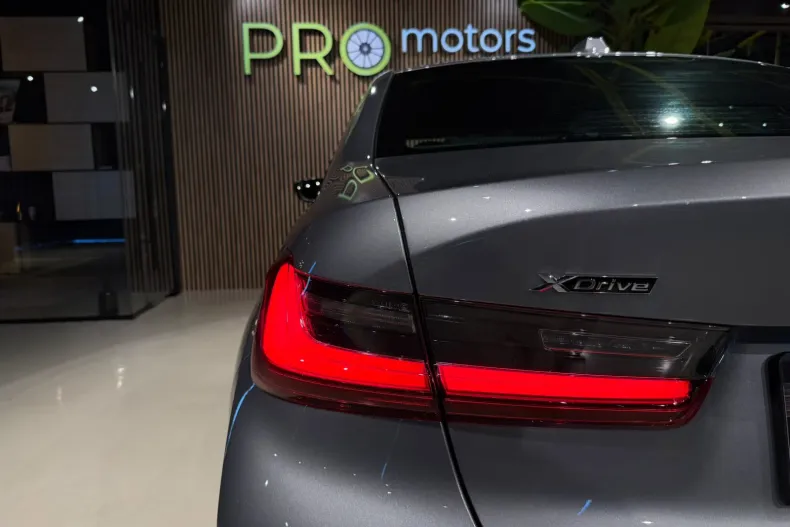 BMW 320 (Seria 3) din 2024 cu 23.118 km - oferta BMW245583 - foto 12