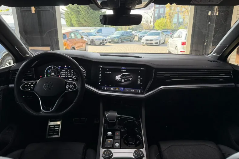 Volkswagen Touareg din 2021 cu 119.042 km - oferta VOL245587 - foto 15
