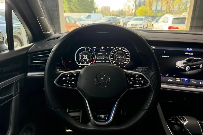 Volkswagen Touareg din 2021 cu 119.042 km - oferta VOL245587 - foto 16