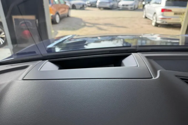 Volkswagen Touareg din 2021 cu 119.042 km - oferta VOL245587 - foto 19