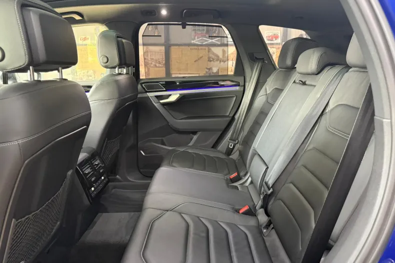 Volkswagen Touareg din 2021 cu 119.042 km - oferta VOL245587 - foto 28
