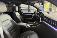 Volkswagen Touareg din 2021 cu 119.042 km - oferta VOL245587 - foto 34