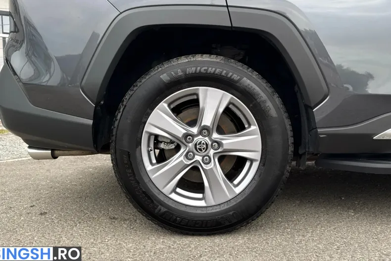 Toyota RAV4 din 2024 cu 9.836 km - oferta TOY245596 - foto 12
