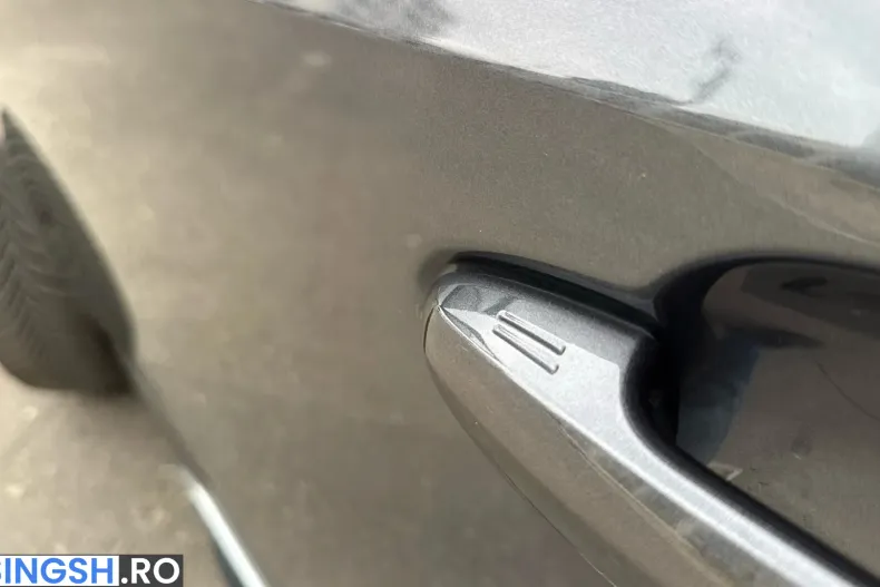 Toyota RAV4 din 2024 cu 9.836 km - oferta TOY245596 - foto 13