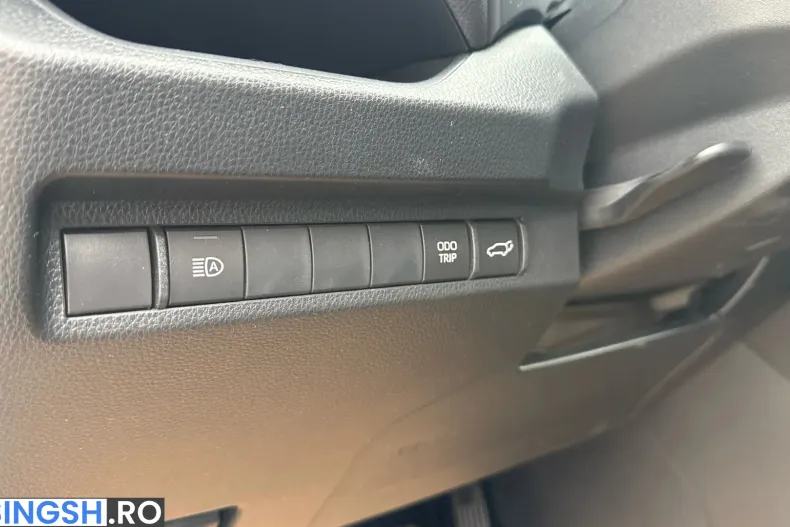 Toyota RAV4 din 2024 cu 9.836 km - oferta TOY245596 - foto 15