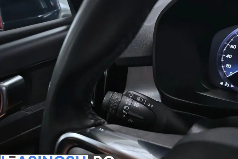 Volvo XC40 din 2022 cu 110.972 km - oferta VOL245606 - foto 14
