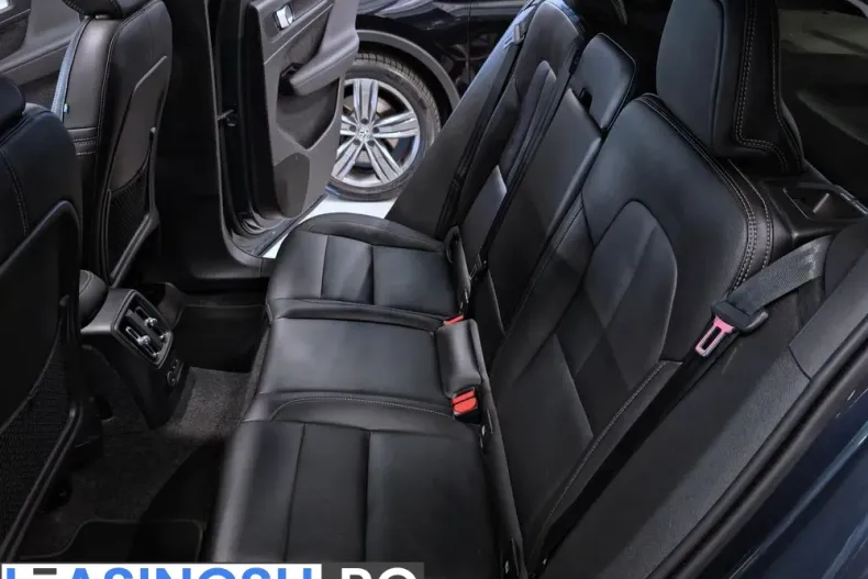 Volvo XC40 din 2022 cu 110.972 km - oferta VOL245606 - foto 17