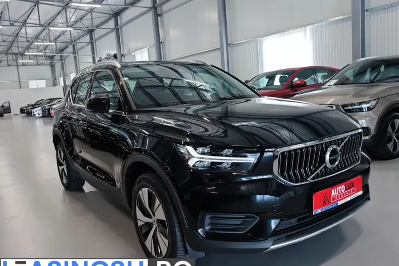 Volvo XC40 din 2021 cu 130.941 km - oferta VOL245609 - foto 2