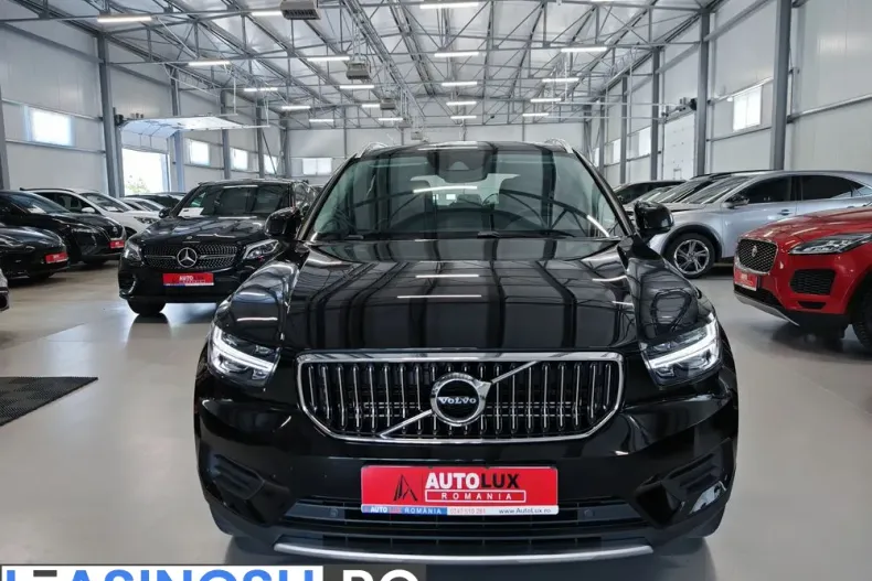 Volvo XC40 din 2021 cu 130.941 km - oferta VOL245609 - foto 3