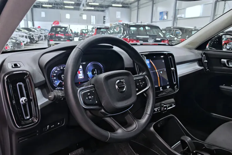Volvo XC40 din 2021 cu 130.941 km - oferta VOL245609 - foto 7