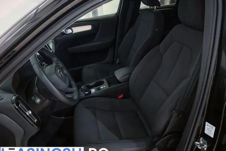 Volvo XC40 din 2021 cu 130.941 km - oferta VOL245609 - foto 9