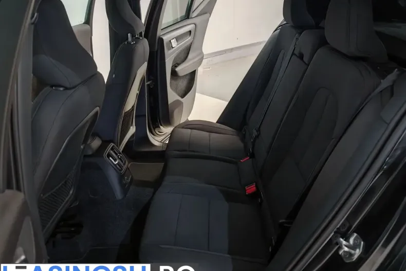 Volvo XC40 din 2021 cu 130.941 km - oferta VOL245609 - foto 13