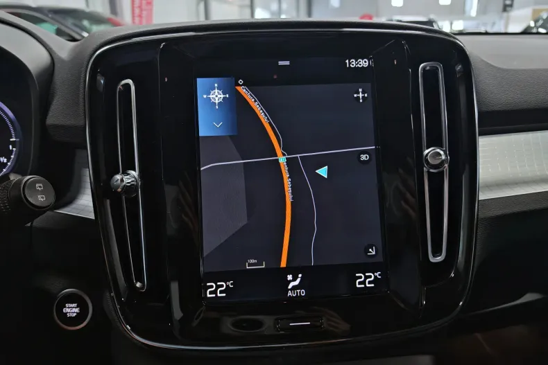 Volvo XC40 din 2021 cu 130.941 km - oferta VOL245609 - foto 19