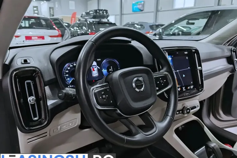 Volvo XC40 din 2021 cu 129.590 km - oferta VOL245613 - foto 7