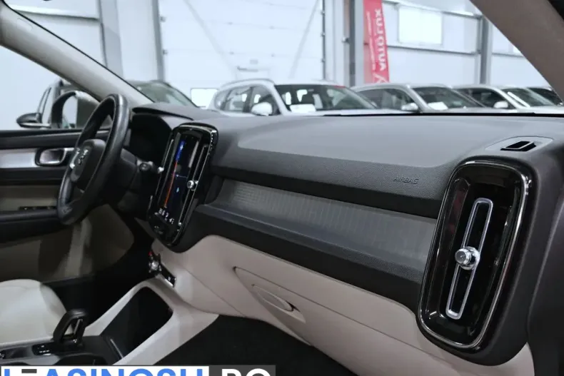 Volvo XC40 din 2021 cu 129.590 km - oferta VOL245613 - foto 11