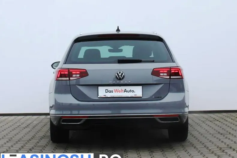 Volkswagen Passat din 2023 cu 127.764 km - oferta VOL245618 - foto 4