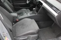 Volkswagen Passat din 2023 cu 127.764 km - oferta VOL245618 - foto 14