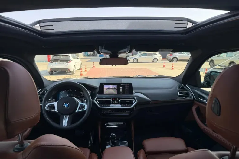 BMW X4 (Seria X) din 2024 cu 5.824 km - oferta BMW245627 - foto 17
