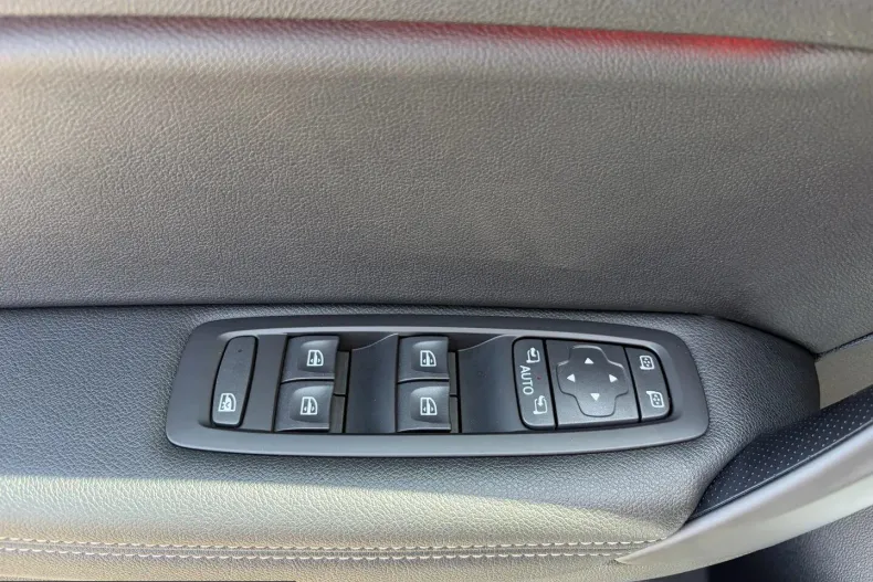 Renault Megane din 2023 cu 22.943 km - oferta REN245630 - foto 18