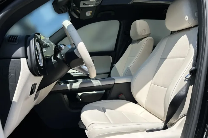 Mercedes-Benz GLB 220 (Clasa GLB) din 2026 cu 9 km - oferta MER245635 - foto 13