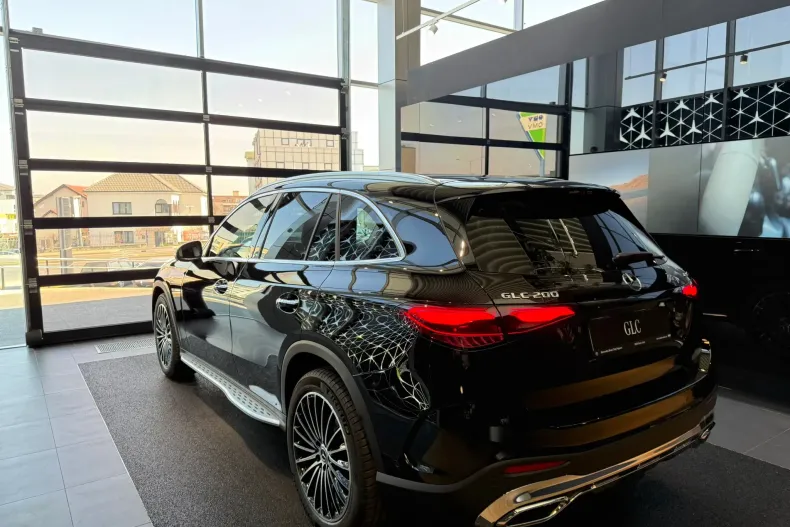 Mercedes-Benz GLC 200 (Clasa GLC) din 2025 cu 12 km - oferta MER245640 - foto 6