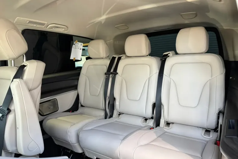 Mercedes-Benz V 300 (Clasa V) din 2026 cu 11 km - oferta MER245641 - foto 10