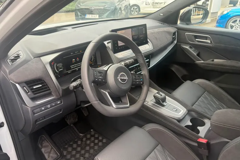 Nissan Qashqai din 2025 cu 488 km - oferta NIS245645 - foto 11