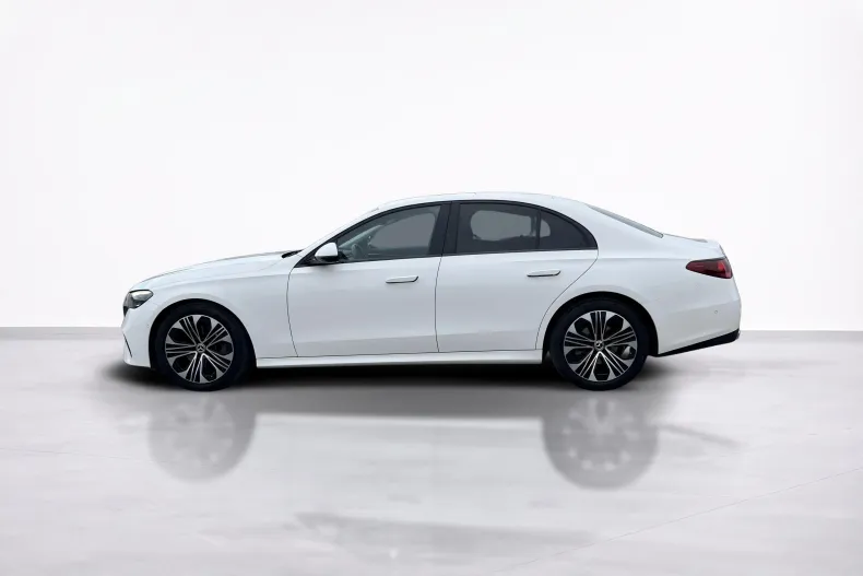 Mercedes-Benz E 220 (Clasa E) din 2024 cu 57.927 km - oferta MER245651 - foto 2