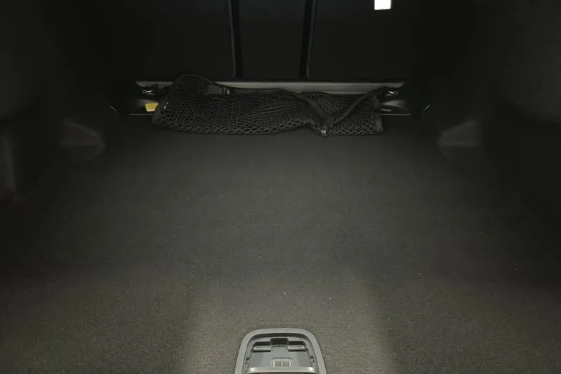 Mercedes-Benz E 220 (Clasa E) din 2024 cu 57.927 km - oferta MER245651 - foto 14
