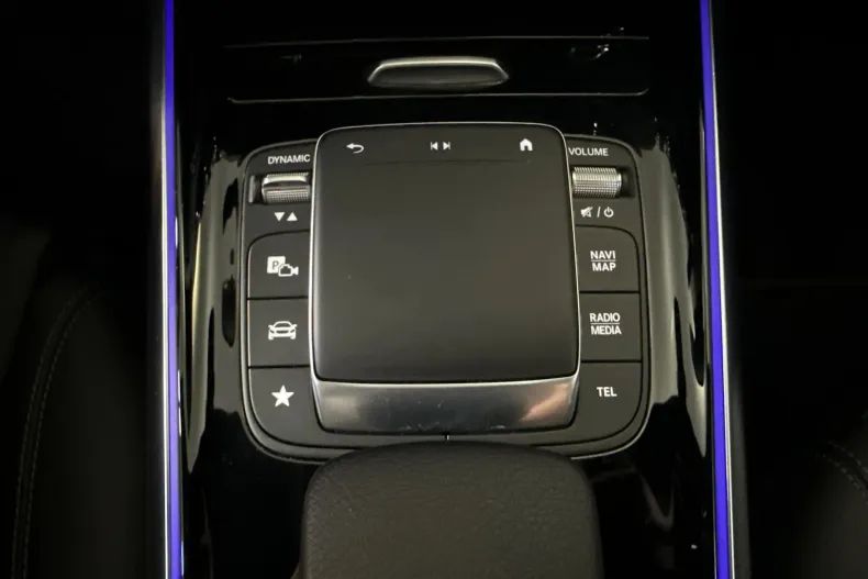 Mercedes-Benz EQA (Clasa GLA) din 2023 cu 47.058 km - oferta MER245652 - foto 17