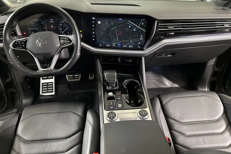 Volkswagen Touareg din 2023 cu 95.214 km - oferta VOL245654 - foto 9