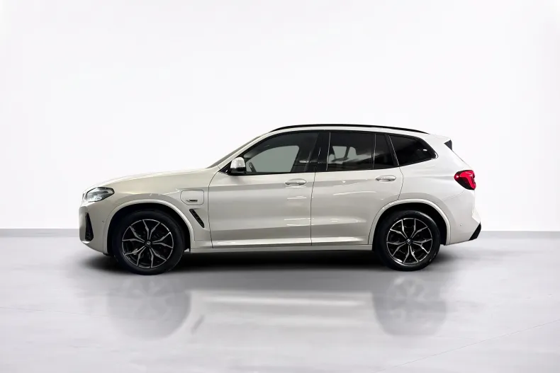 BMW X3 (Seria X) din 2022 cu 117.995 km - oferta BMW245657 - foto 2